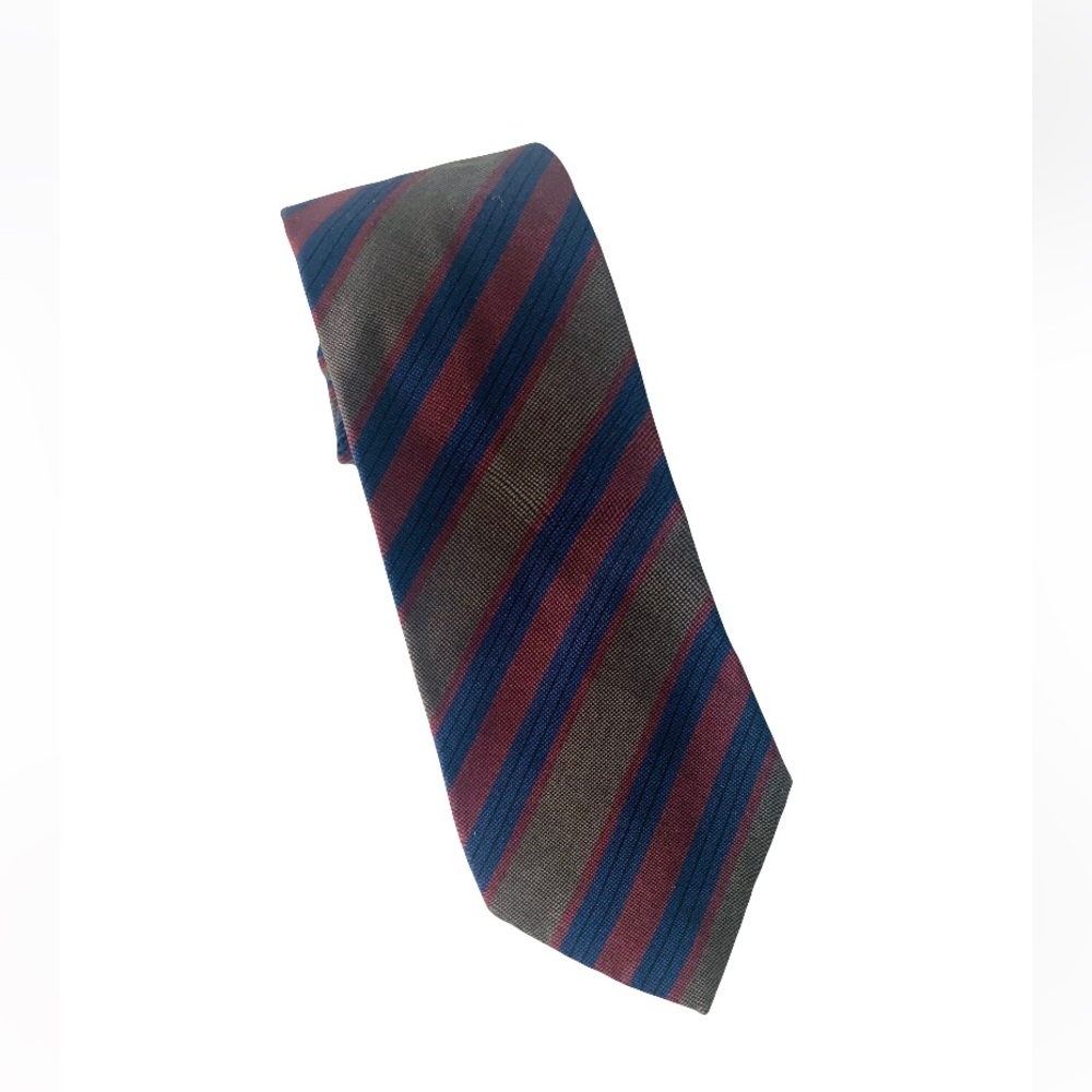 Fendi Men's Striped Pure Silk Tie Navy Red Made in Italy Preppy Business Office